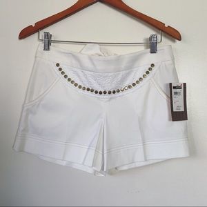 JAK&RAE white studden midrise crochet short sz: 4